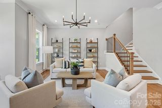 2543 Deacon Avenue, Charlotte, NC 28204