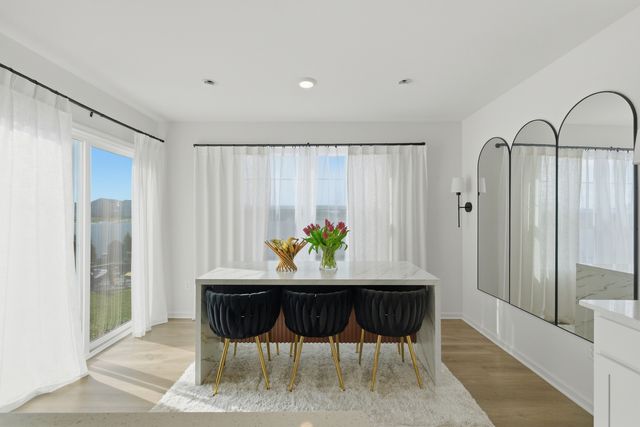 117 Fieldcrest Avenue, Hampshire, IL 60140