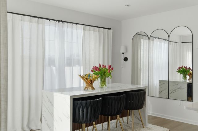 117 Fieldcrest Avenue, Hampshire, IL 60140