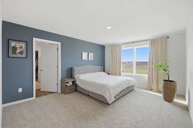 117 Fieldcrest Avenue, Hampshire, IL 60140