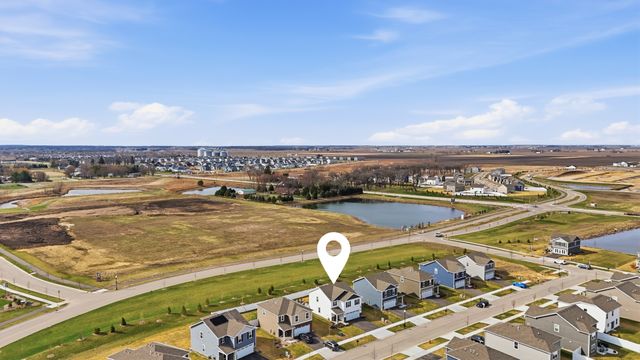 117 Fieldcrest Avenue, Hampshire, IL 60140