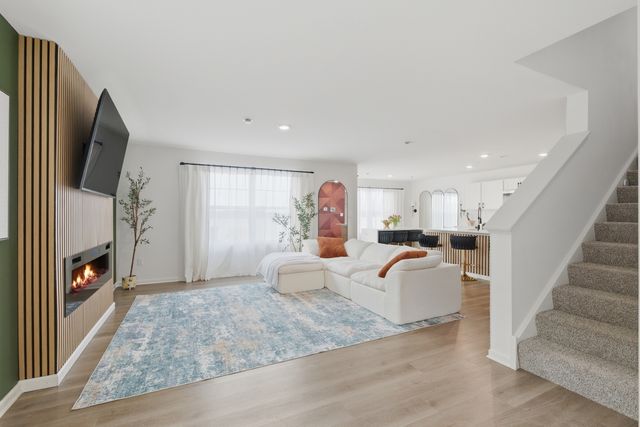 117 Fieldcrest Avenue, Hampshire, IL 60140