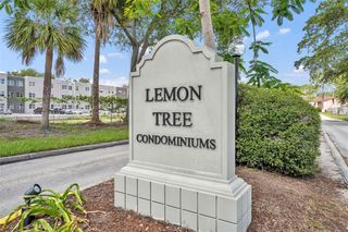 2713 LEMONTREE LANE 17-D, Orlando, FL 32839
