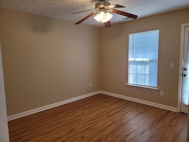 526 Rose Cottage Cir, Gallatin, TN 37066