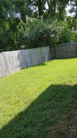526 Rose Cottage Cir, Gallatin, TN 37066