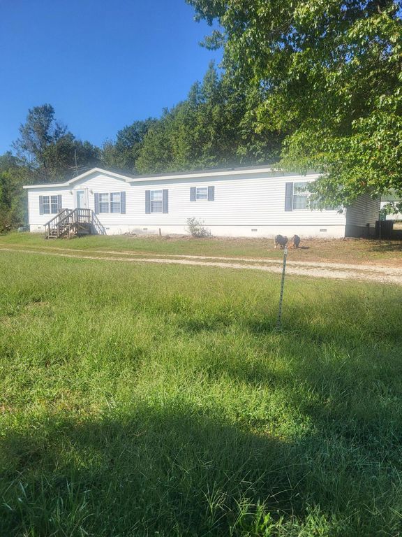 577 Route Ff, Everton, MO 65646