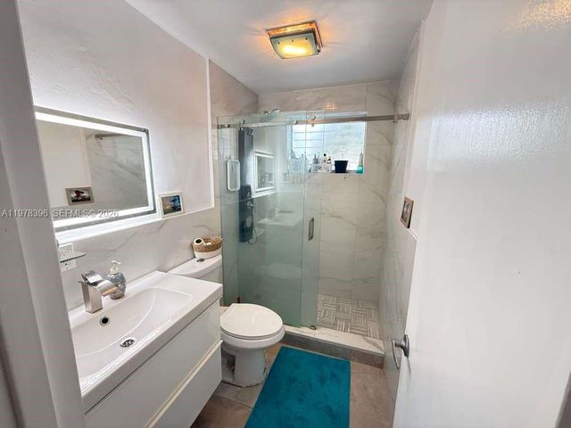 8420 Byron Ave 2, Miami Beach, FL 33141