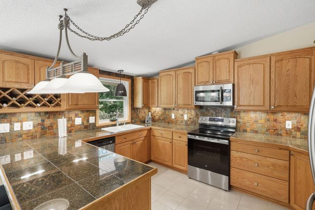 8716 Virginia Avenue S, Bloomington, MN 55438