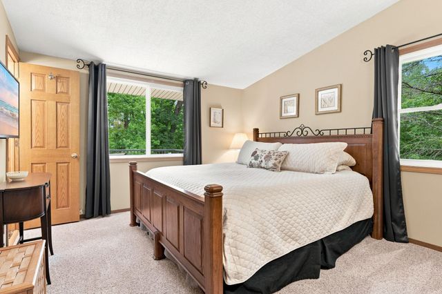 8716 Virginia Avenue S, Bloomington, MN 55438