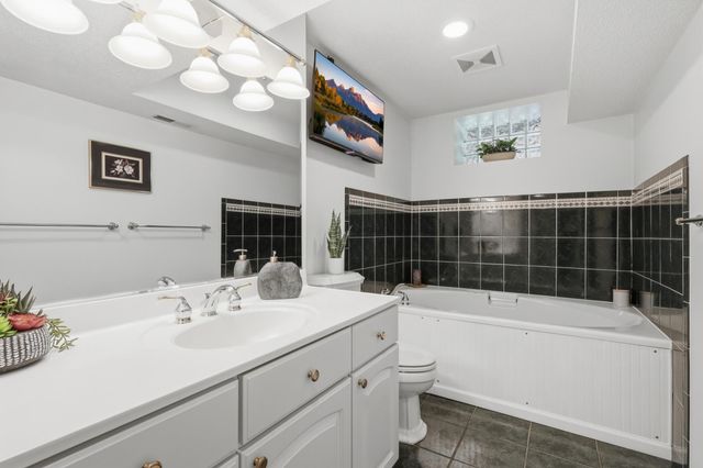8716 Virginia Avenue S, Bloomington, MN 55438