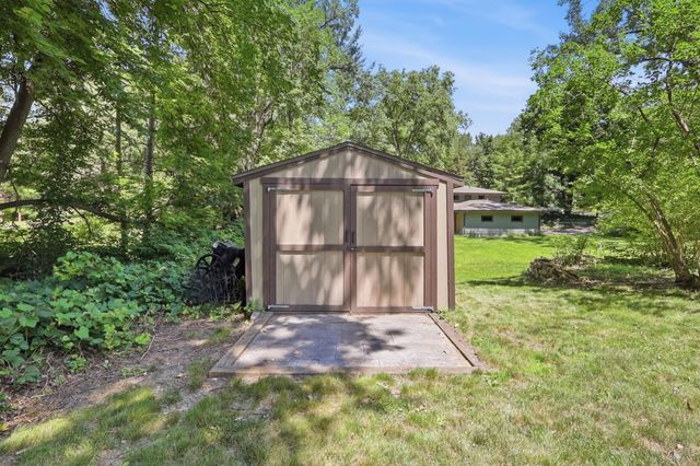 8716 Virginia Avenue S, Bloomington, MN 55438