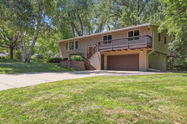 8716 Virginia Avenue S, Bloomington, MN 55438