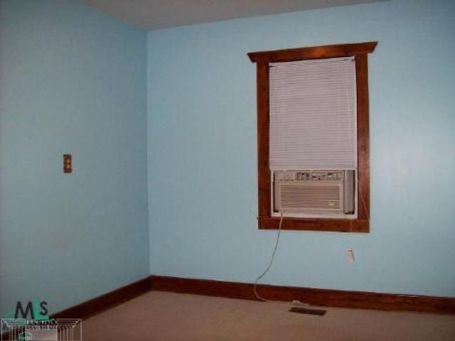 17444 Ivanhoe Street, Roseville, MI 48066