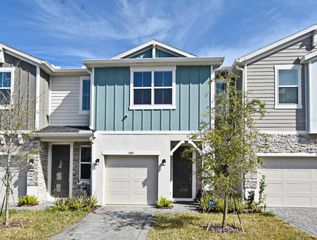 1389 CAPTIVA COVE 20, Sanford, FL 32771