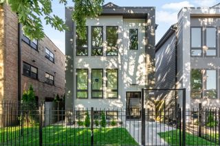 6404 S Vernon Avenue, Chicago, IL 60637