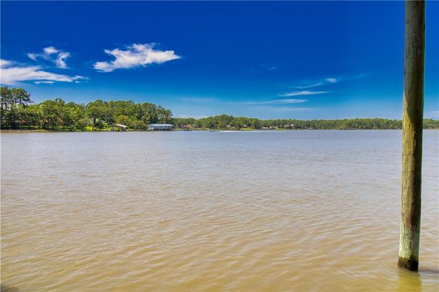 3301 Baumhauer Road, Theodore, AL 36582