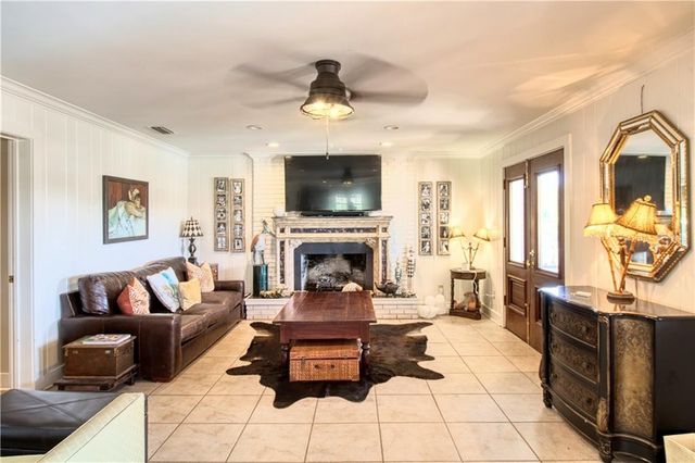 3301 Baumhauer Road, Theodore, AL 36582