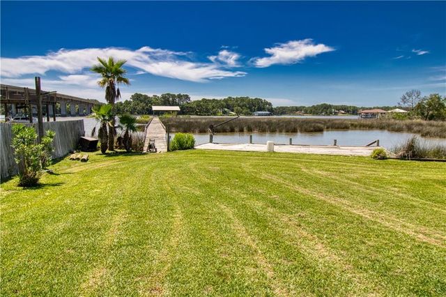 3301 Baumhauer Road, Theodore, AL 36582