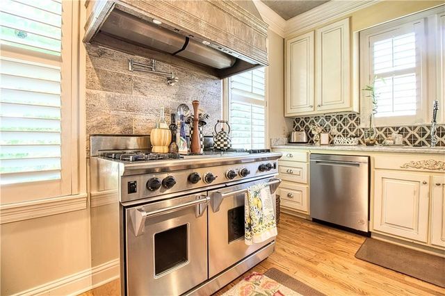 3301 Baumhauer Road, Theodore, AL 36582