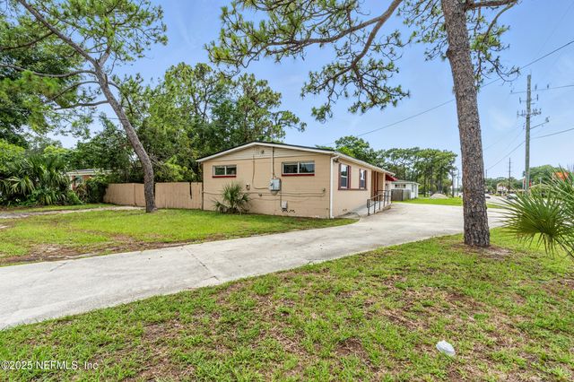 7120 MERRILL Road, Jacksonville, FL 32277