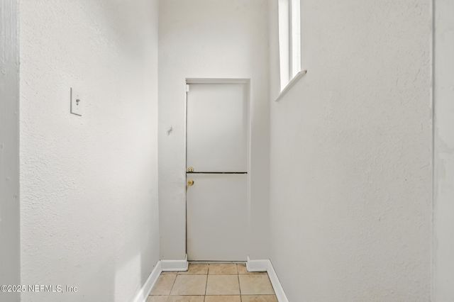 7120 MERRILL Road, Jacksonville, FL 32277