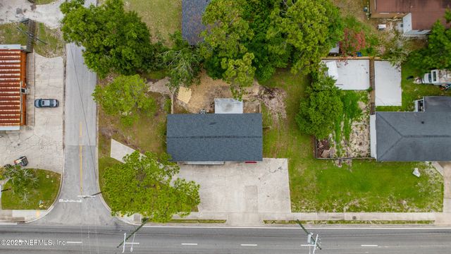 7120 MERRILL Road, Jacksonville, FL 32277
