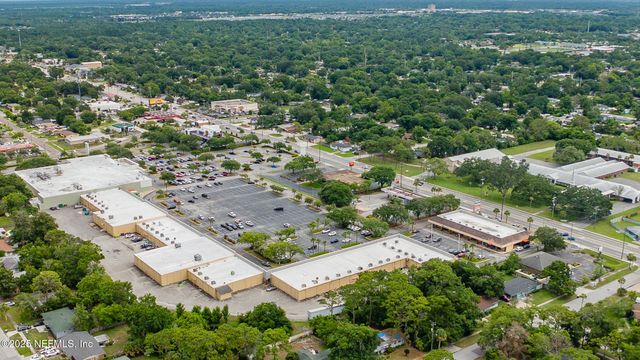 7120 MERRILL Road, Jacksonville, FL 32277