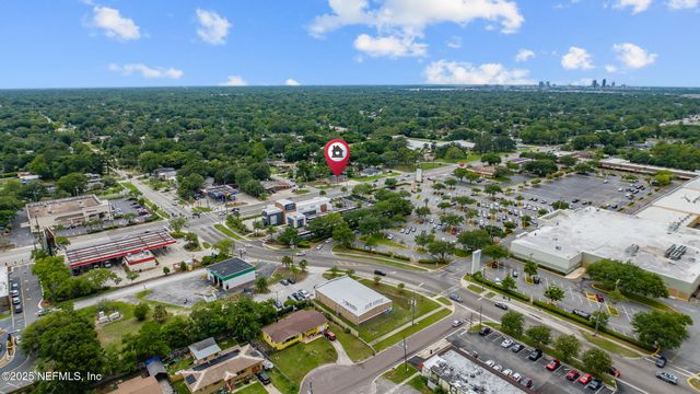 7120 MERRILL Road, Jacksonville, FL 32277