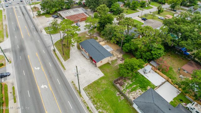 7120 MERRILL Road, Jacksonville, FL 32277