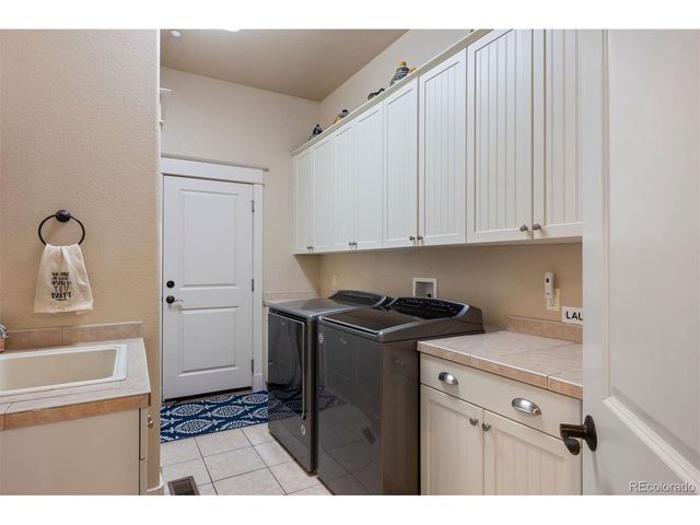 2798 Hawk Point Ct, Castle Rock, CO 80104