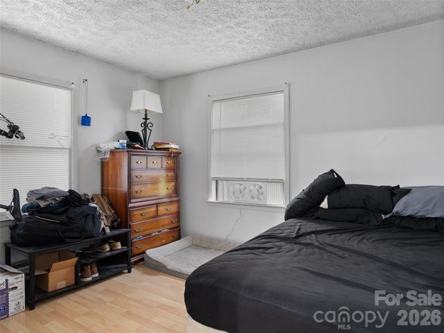 277 Orion Davis Road, Waynesville, NC 28786