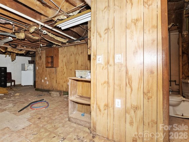 277 Orion Davis Road, Waynesville, NC 28786