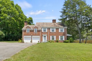 5012 Beverly Rd, Knoxville, TN 37918