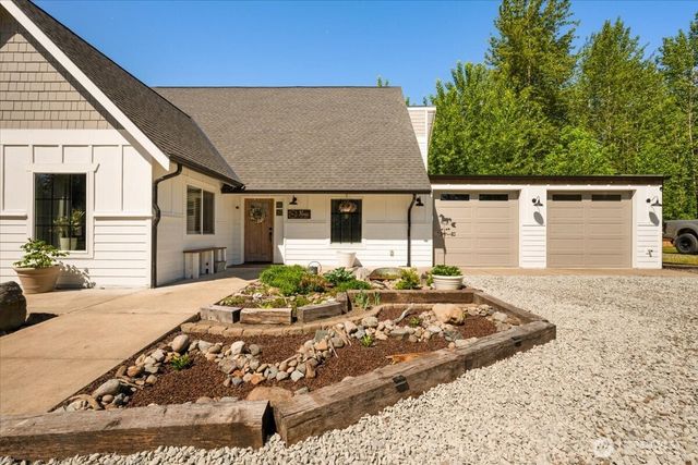 26709 Entwhistle Road E, Buckley, WA 98321
