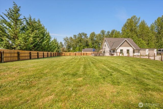 26709 Entwhistle Road E, Buckley, WA 98321