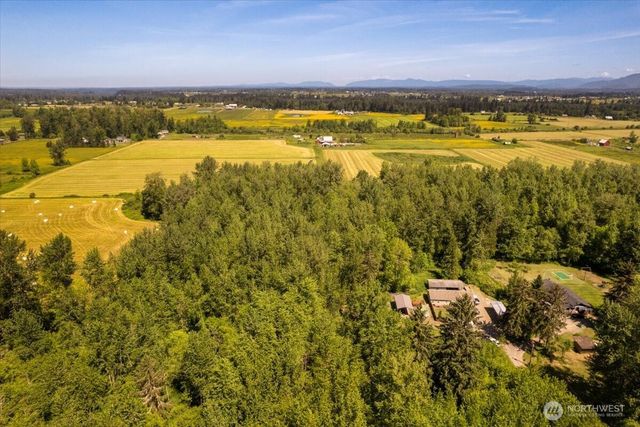 26709 Entwhistle Road E, Buckley, WA 98321