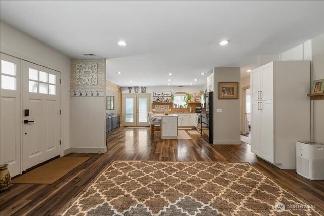 26709 Entwhistle Road E, Buckley, WA 98321