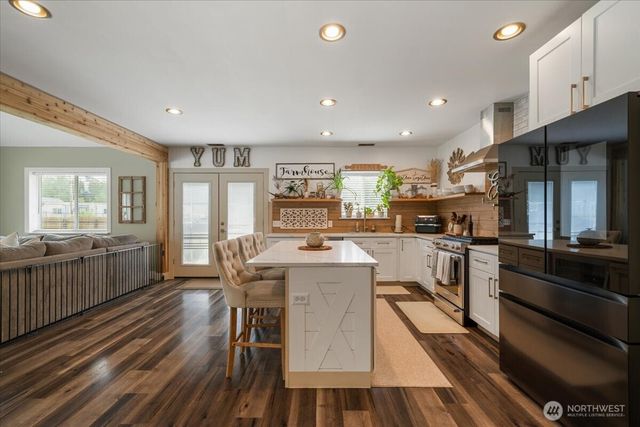 26709 Entwhistle Road E, Buckley, WA 98321