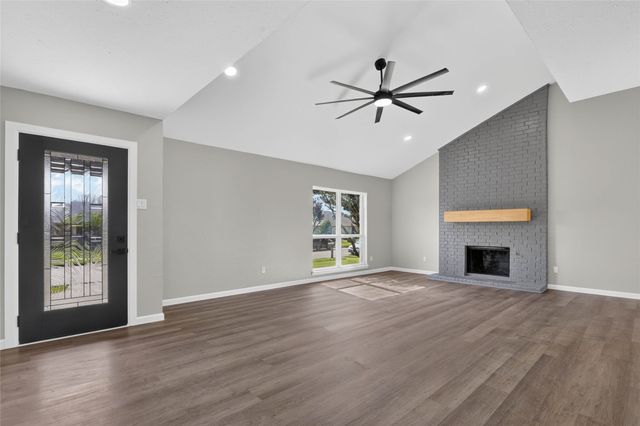 2213 Saharah Drive, Garland, TX 75044