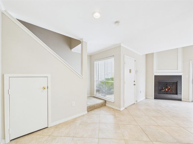 260 El Dorado Boulevard 1807, Houston, TX 77598