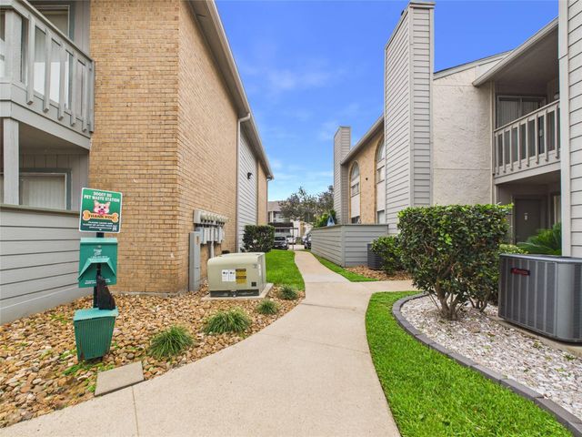 260 El Dorado Boulevard 1807, Houston, TX 77598