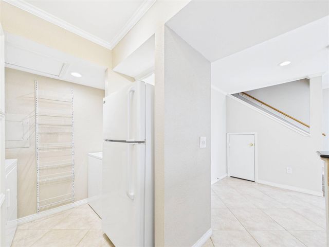 260 El Dorado Boulevard 1807, Houston, TX 77598