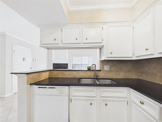 260 El Dorado Boulevard 1807, Houston, TX 77598