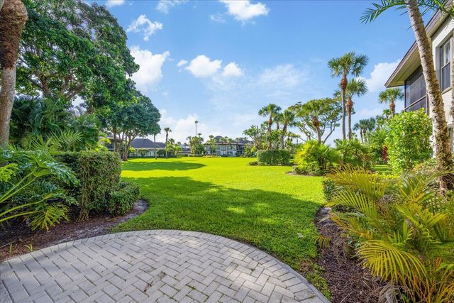 13307 Polo Club Road C106, Wellington, FL 33414