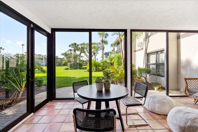 13307 Polo Club Road C106, Wellington, FL 33414