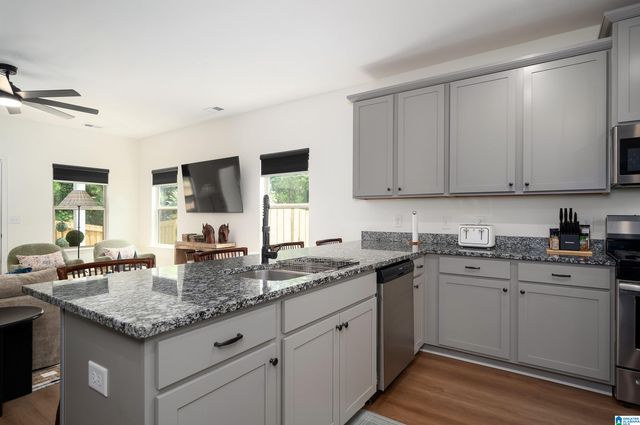 375 LAKERIDGE DRIVE, Trussville, AL 35173