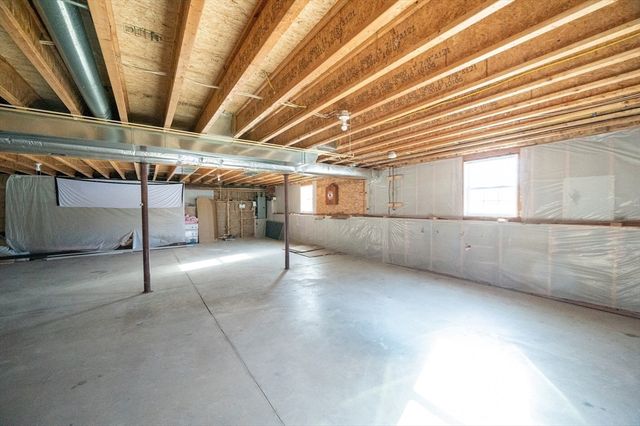 164 Railroad St, Belchertown, MA 01007