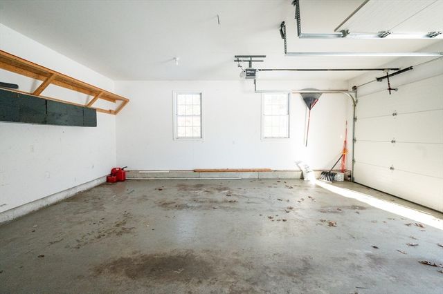 164 Railroad St, Belchertown, MA 01007