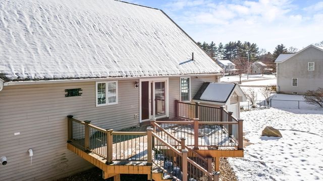 164 Railroad St, Belchertown, MA 01007