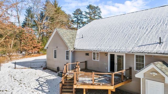 164 Railroad St, Belchertown, MA 01007